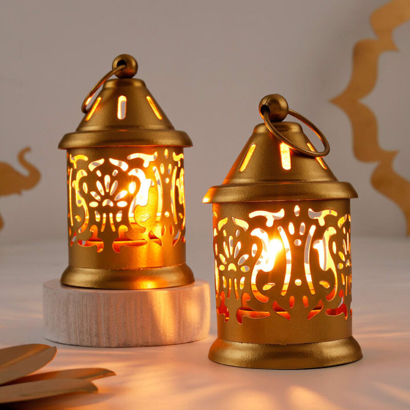 2-tea-light-holder-with-candles